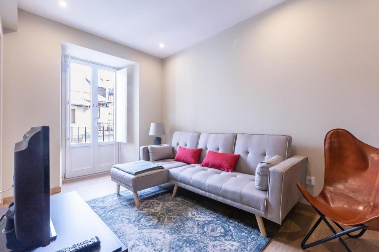 Apartamento En El Centro De ปุจเซร์ดา ภายนอก รูปภาพ
